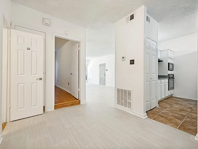 9254 Forest Ln #703 — Photo 20