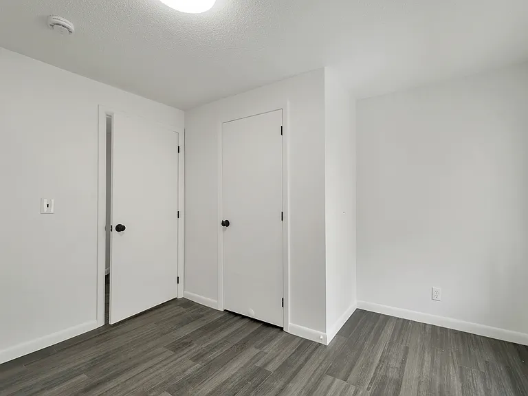 56-56A Pleasant St #2 — Photo 4