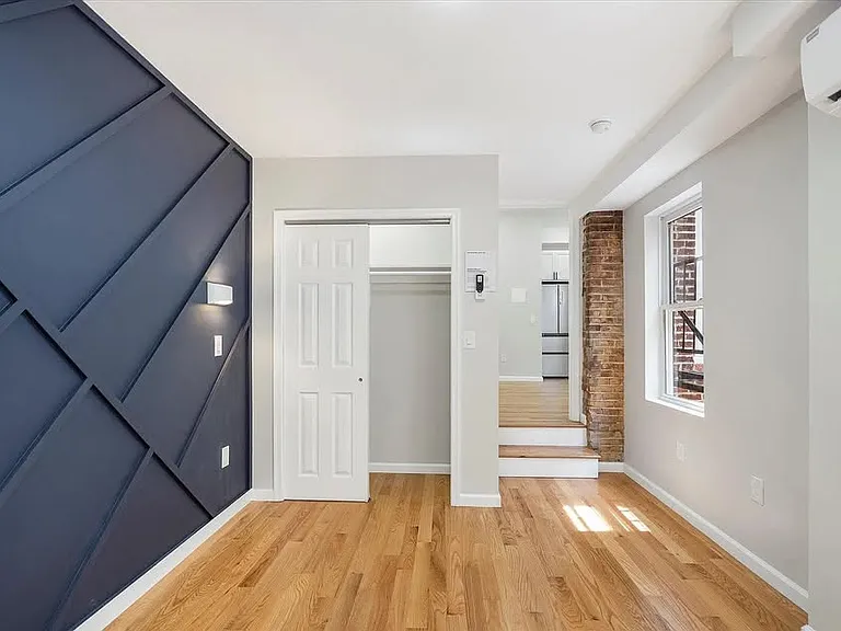334 Saint Paul Pl #2 — Photo 4