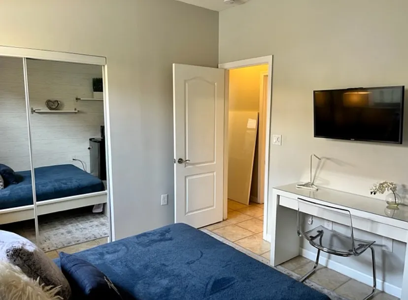 SW 25th Ct, Miramar — Photo 3