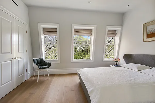 Sold by Compass | media 11