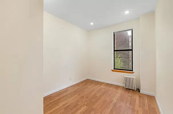 Rented by REAL New York | media 10