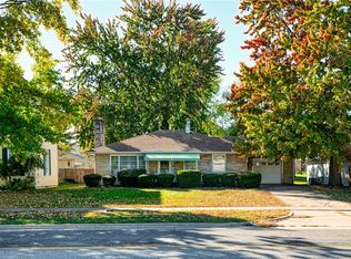 510 S 6th St, Marshall, IL 62441