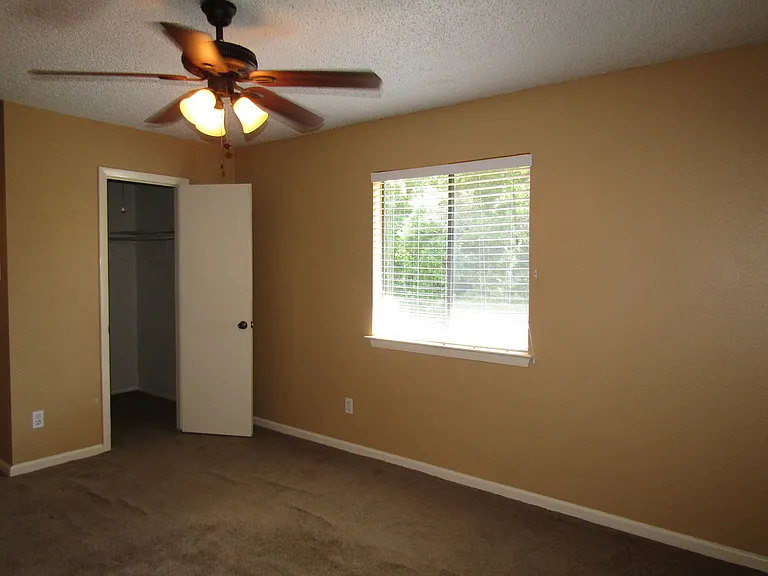 7001 Winedale Dr — Photo 23