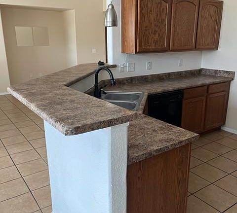 4th image of 1188 Gunsight Peak Dr