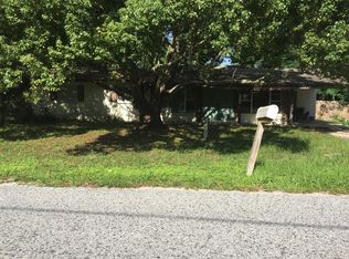 8711 N Temple Ave, Tampa, FL 33617
