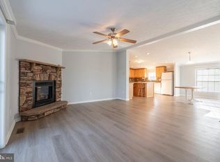 352 Maregan Dr, Sellersville, PA 18960