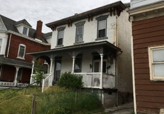 1st image of 340 N 1st St