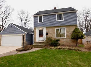 5826 Queens Hwy, Parma Heights, OH 44130