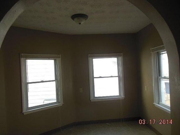 2nd image of 634 Maryland Ave