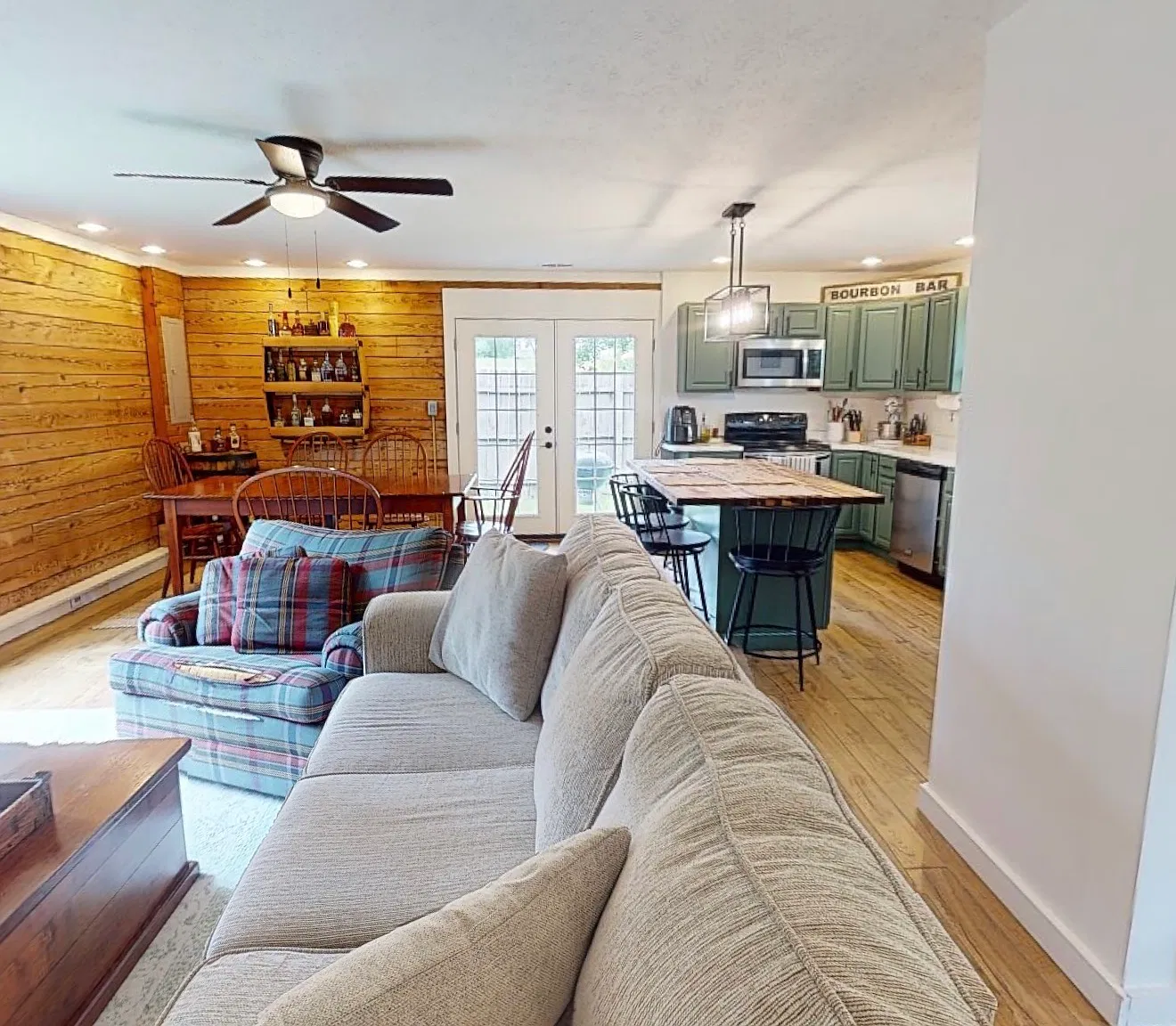 2 bed, 1081 sqft, $2,095 — Photo 3