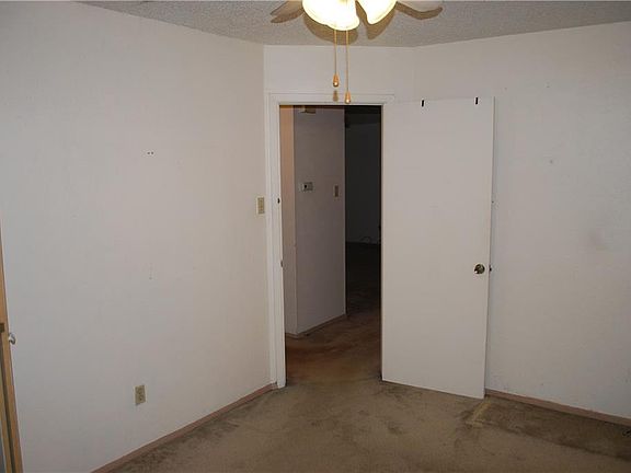 3rd image of 7711 Croftwood Dr #A