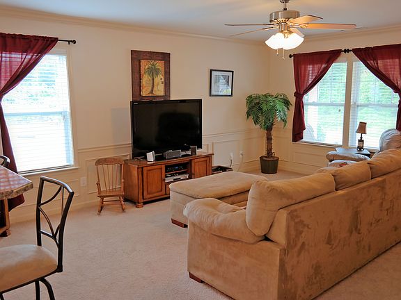 2nd image of 1000 Joselynn Dr