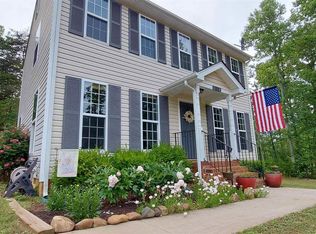 81 Bays Farm Dr, Louisa, VA 23093