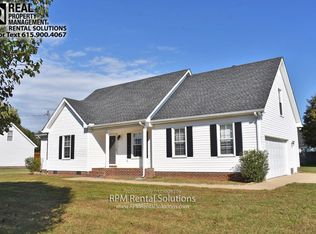3809 Southridge Blvd, Murfreesboro, TN 37128