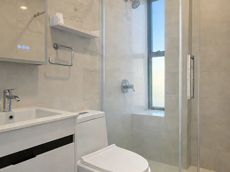 163 Rivington St #15 — Photo 5