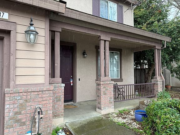 5th image of 637 Winchester Ct