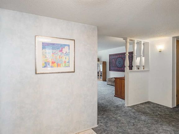 5th image of 639 W Morris Ave