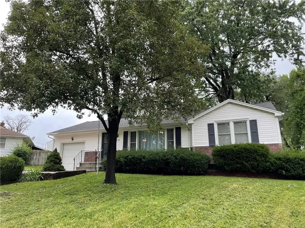 12102 E 47th Ter S, Independence, MO 64055