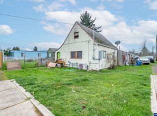 588 W Rose St, Lebanon, OR 97355