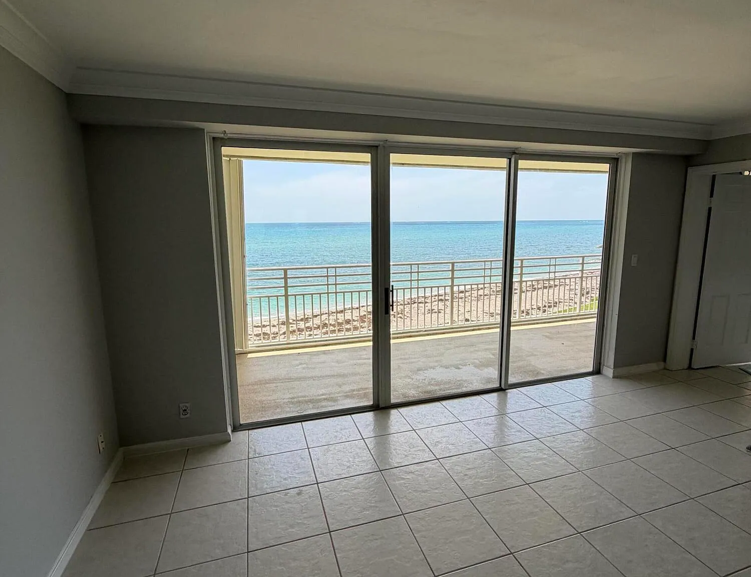 2 bed, 2.0 bath, 1404 sqft, $7,000 — Photo 1