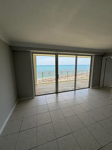 350 Beach Rd #403 Photo 1