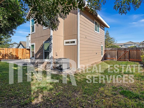 4th image of 5626 Bolton Way