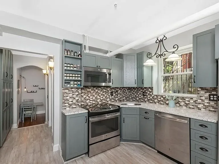 1662 Commonwealth Ave #11 — Photo 3