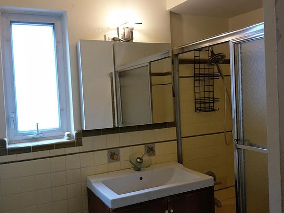 5th image of 6345 Dieterle Cres Floor 2