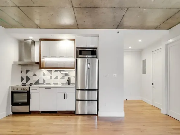 236 Stagg Street image 1 of 12