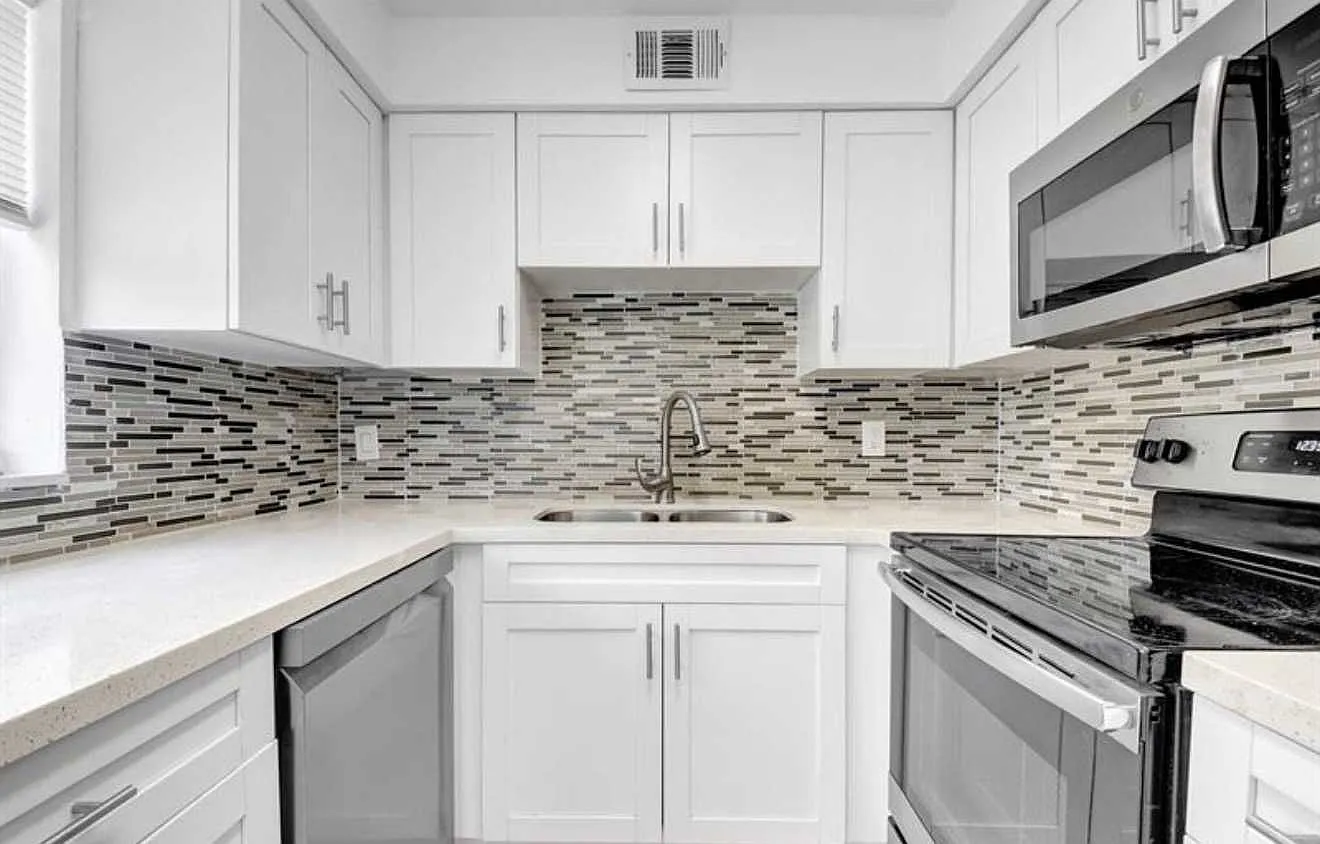2 bed, $1,750 — Photo 3