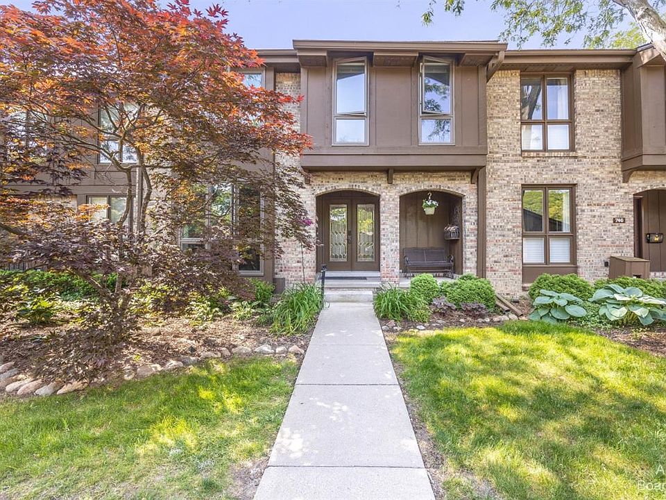748 Greenhills Dr, Ann Arbor, MI 48105 Zillow