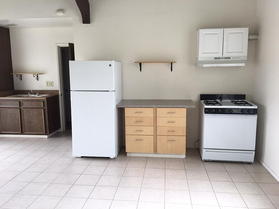 1st image of 570 S Mollison Ave APT 29