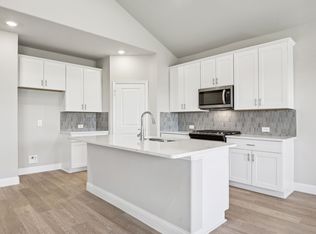 2218 Mustang Way, Seagoville, TX 75159