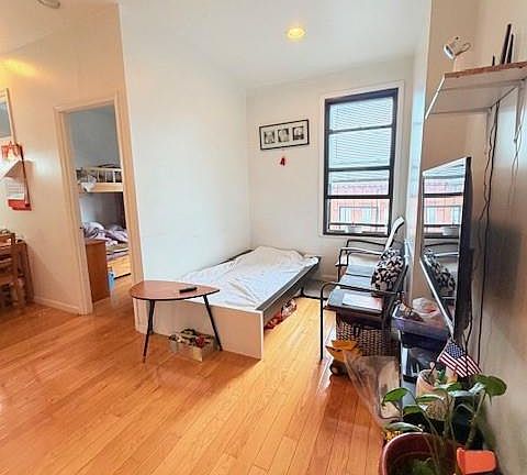 5th image of 320 57th St #4C