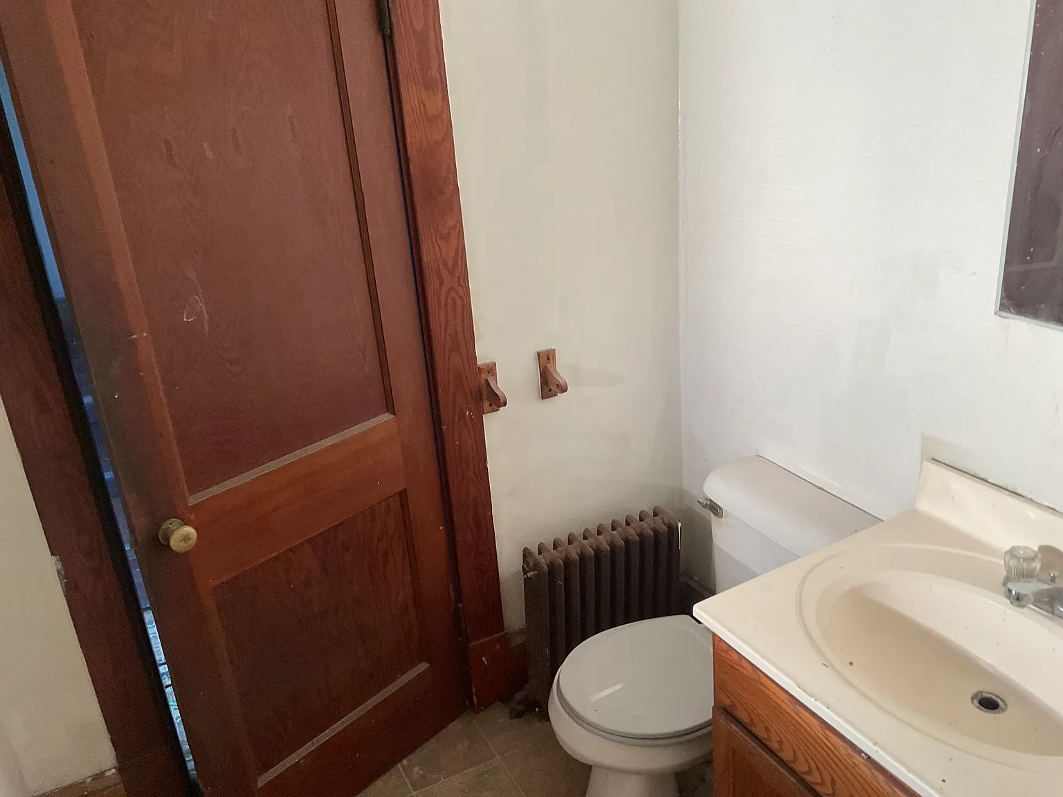3 bed, 1200 sqft, $1,600 — Photo 4