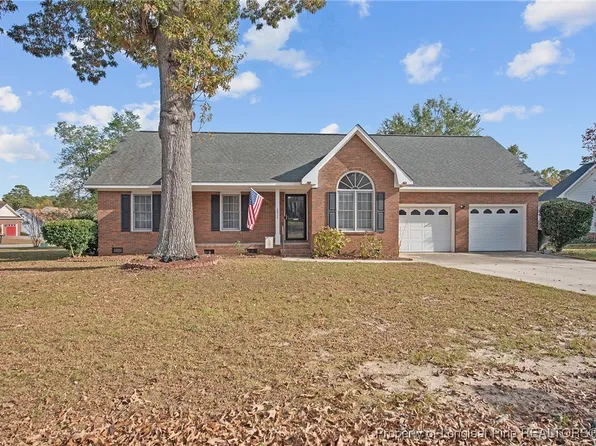 2925 Coachway Dr, Fayetteville, NC 28306