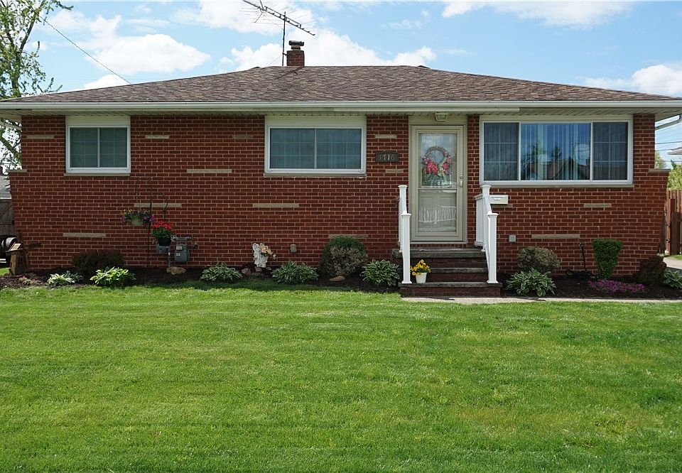 1st image of 5716 Champaign Ave