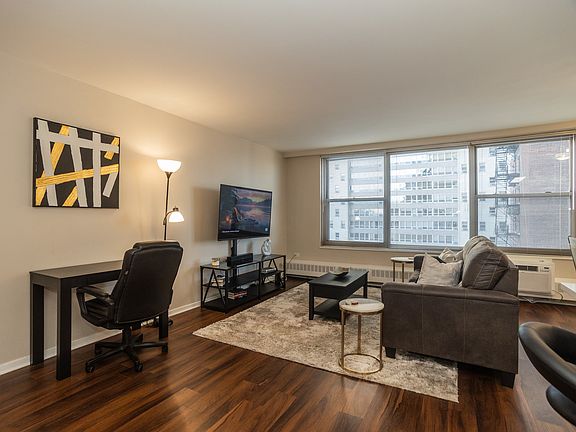 5th image of 3900 N Lake Shore Dr APT 7G