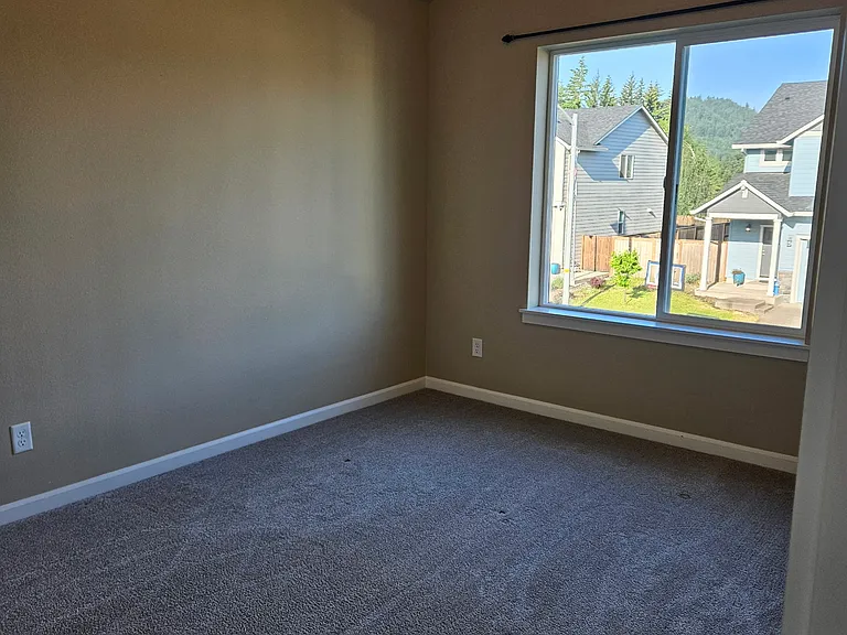 695 Deer Creek Way — Photo 13