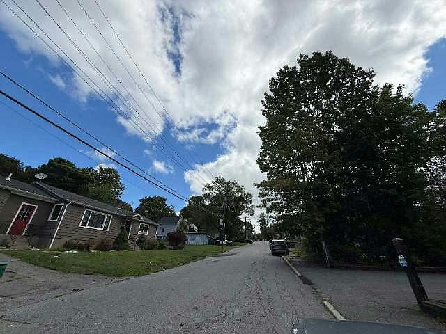 2nd image of 63 Pratt St