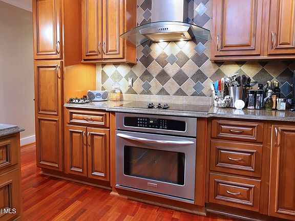 3rd image of 2387 Hickory Hill Road