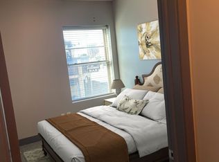 Blackstone Place Suites, Omaha, NE 68131