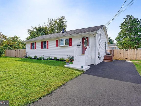 3rd image of 516 New St