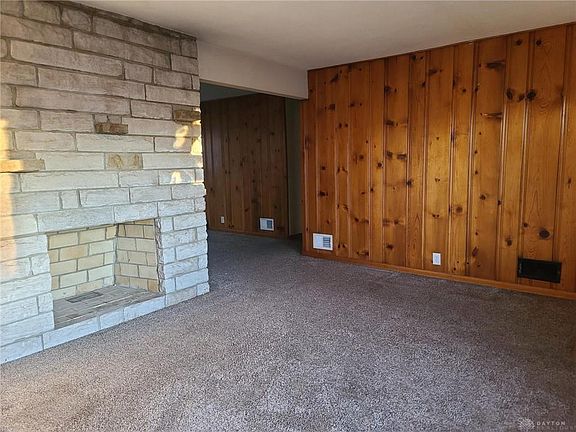 4th image of 942 N Upland Ave
