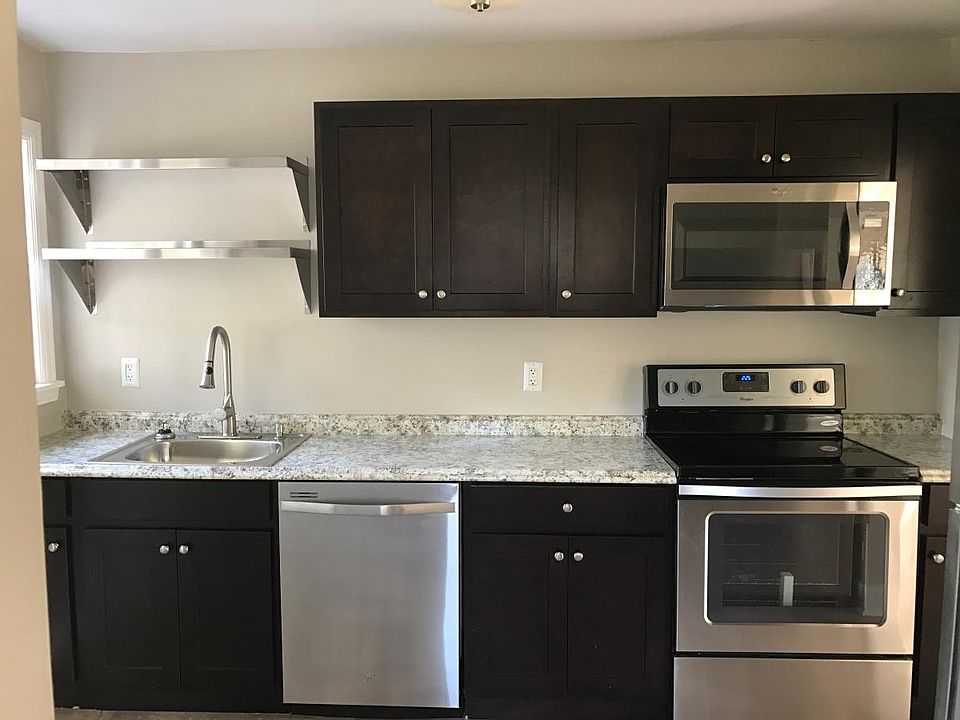 Newly Renovated Kitchen