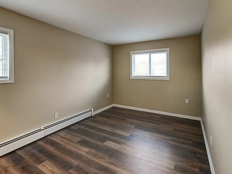 112 W Klubertanz Dr #2 — Photo 19