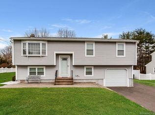 105 Great Swamp Rd, Glastonbury, CT 06033