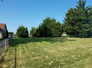 2502 Blackforest Dr, Saint Louis, MO 63129