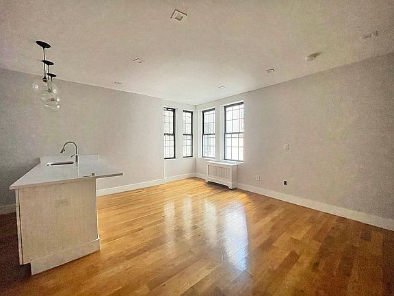2nd image of 55 E 21st St APT 1F